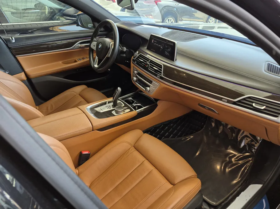 2022 BMW 7 Series 730Li