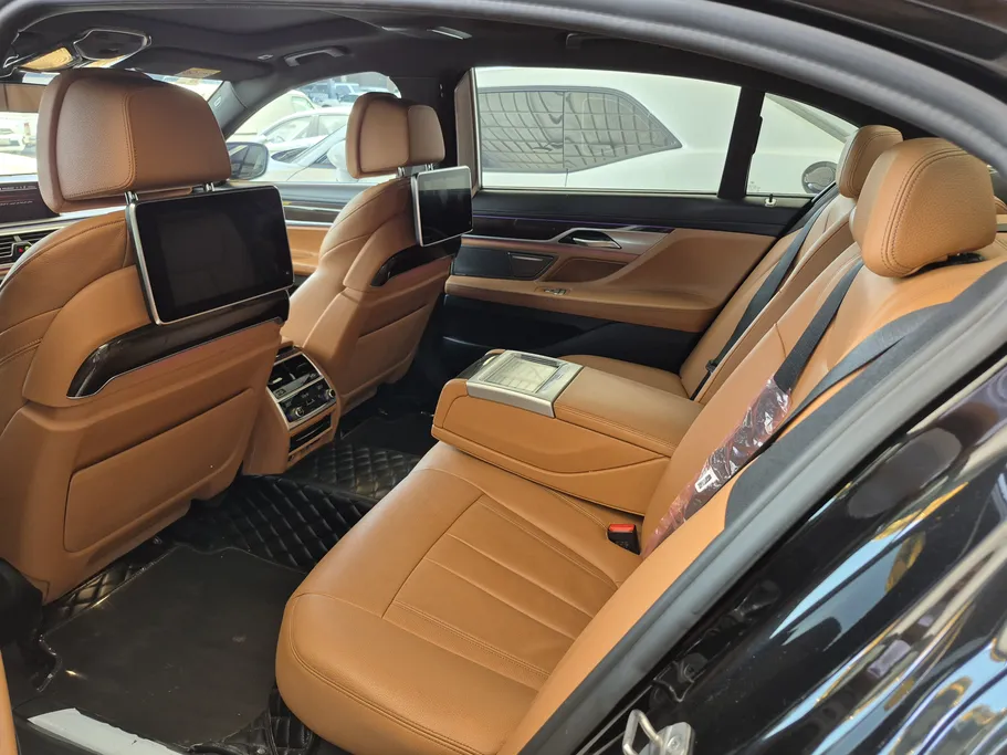 2022 BMW 7 Series 730Li