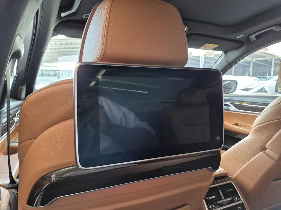 2022 BMW 7 Series 730Li