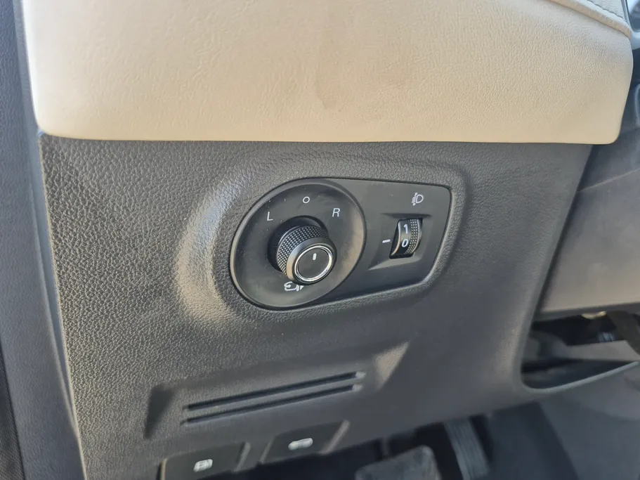 2023 MG ZS LUX 
