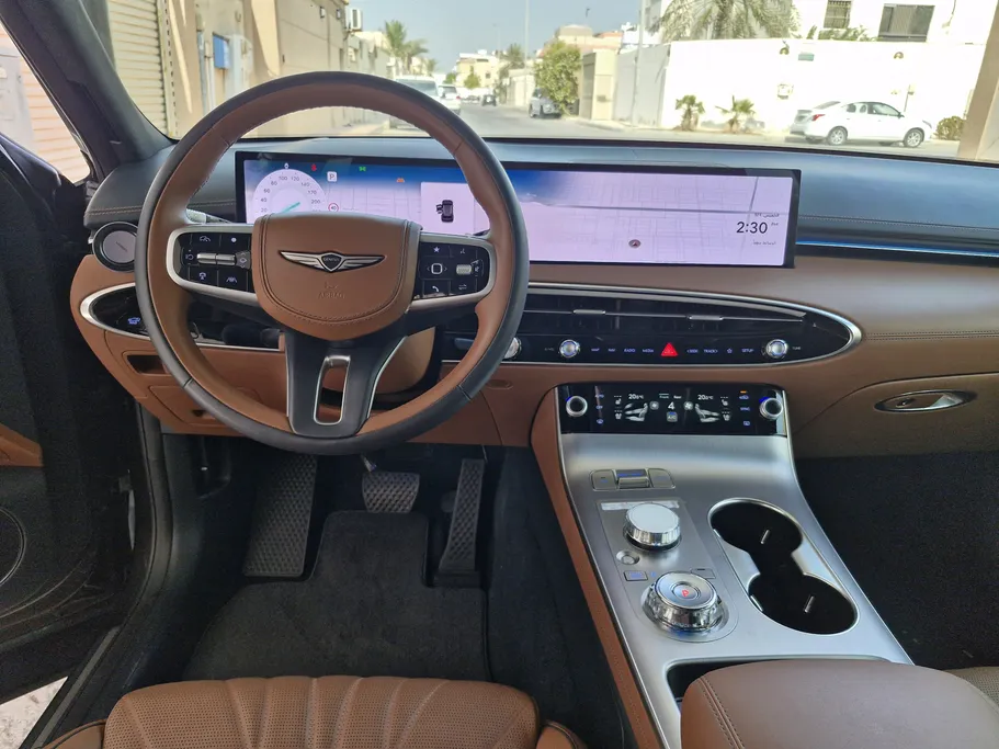 جينيسيس GV70 بريميوم 2025 