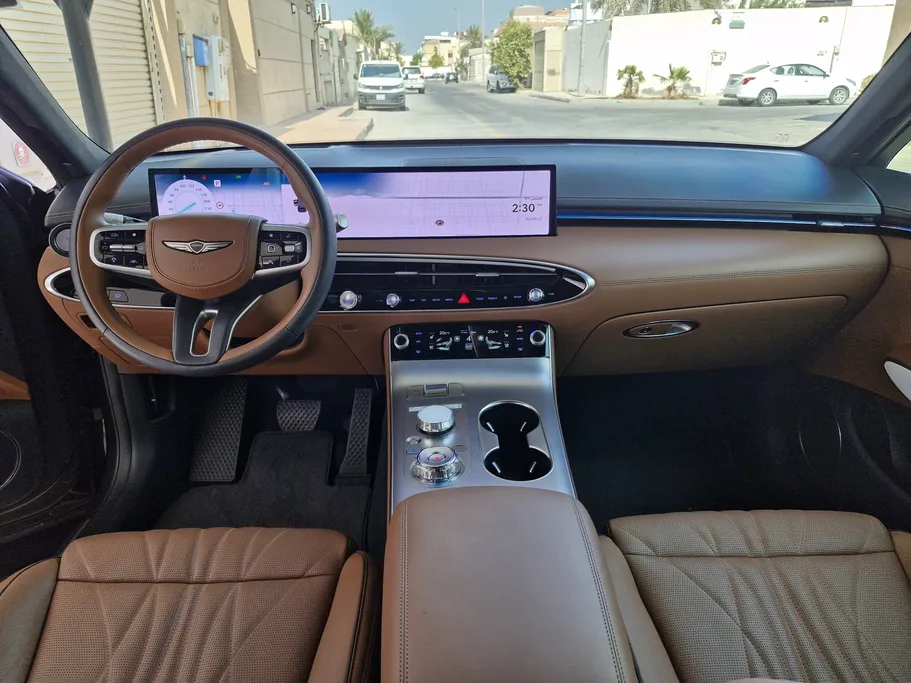 جينيسيس GV70 بريميوم 2025 