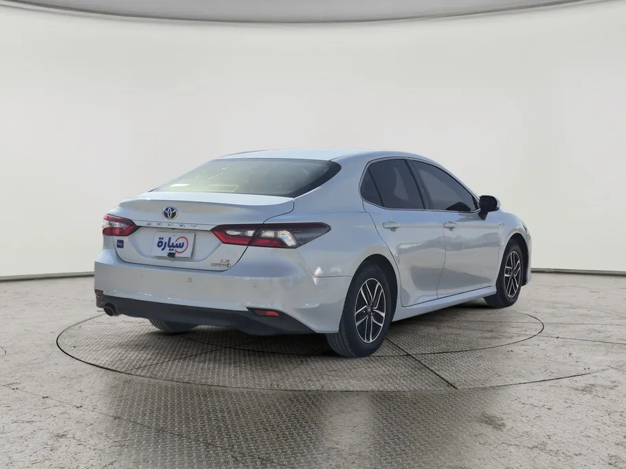 2022 Toyota Camry  LE HEV 