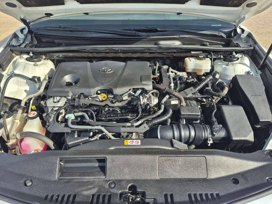 2022 Toyota Camry  LE HEV 