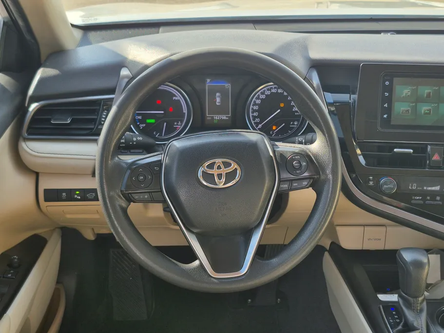 2022 Toyota Camry  LE HEV 