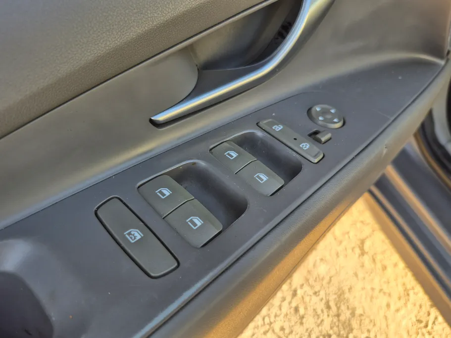2021 Hyundai Elantra Fleet 