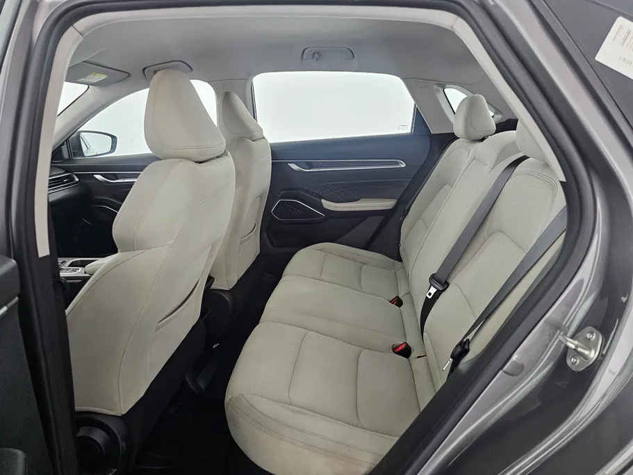 جيلي امجراند GS 2023 