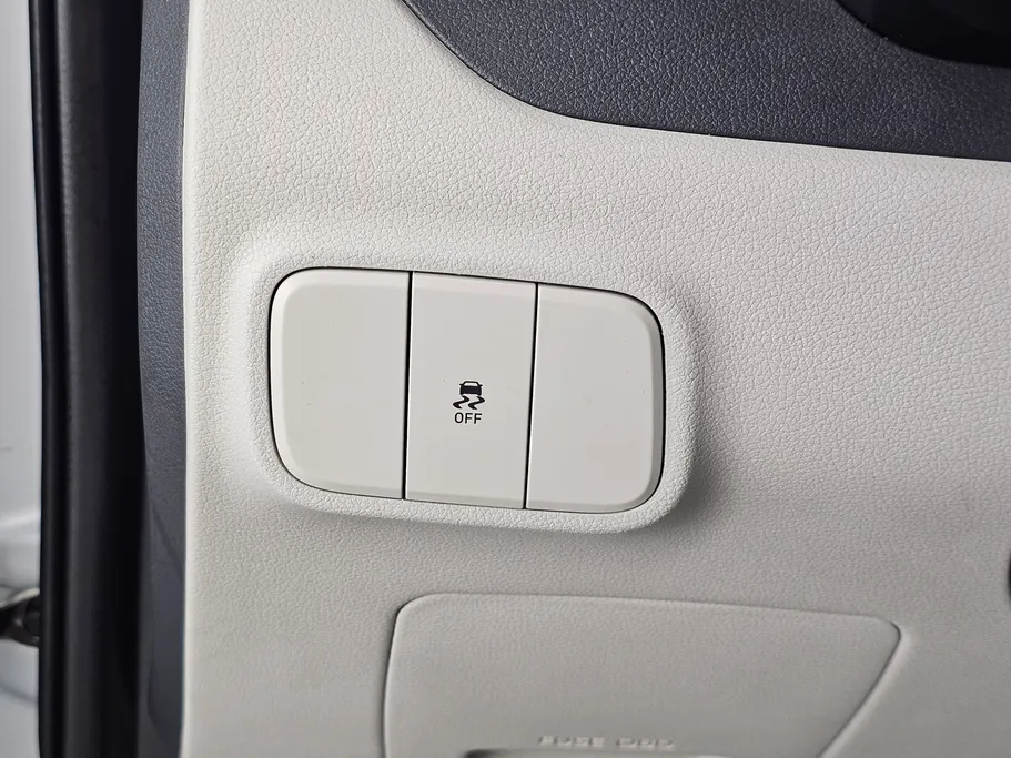 هيونداي Grand i10 فلييت 2024 