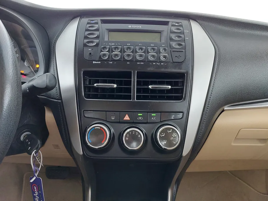 2020 Toyota Yaris  Y 