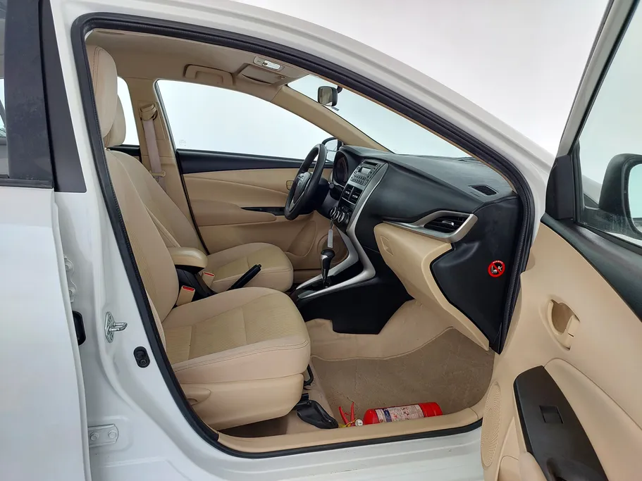 2020 Toyota Yaris  Y 