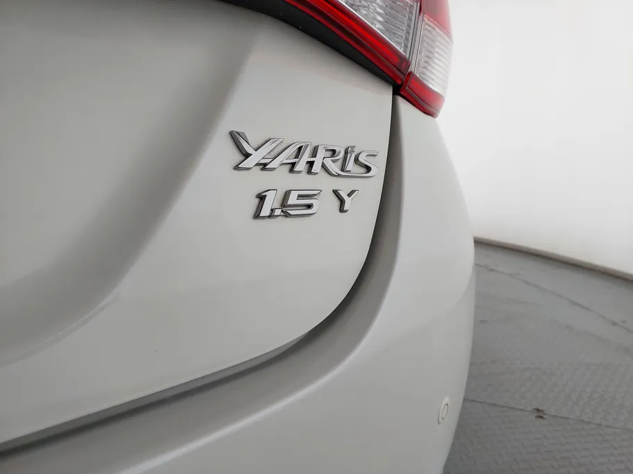 2020 Toyota Yaris  Y 