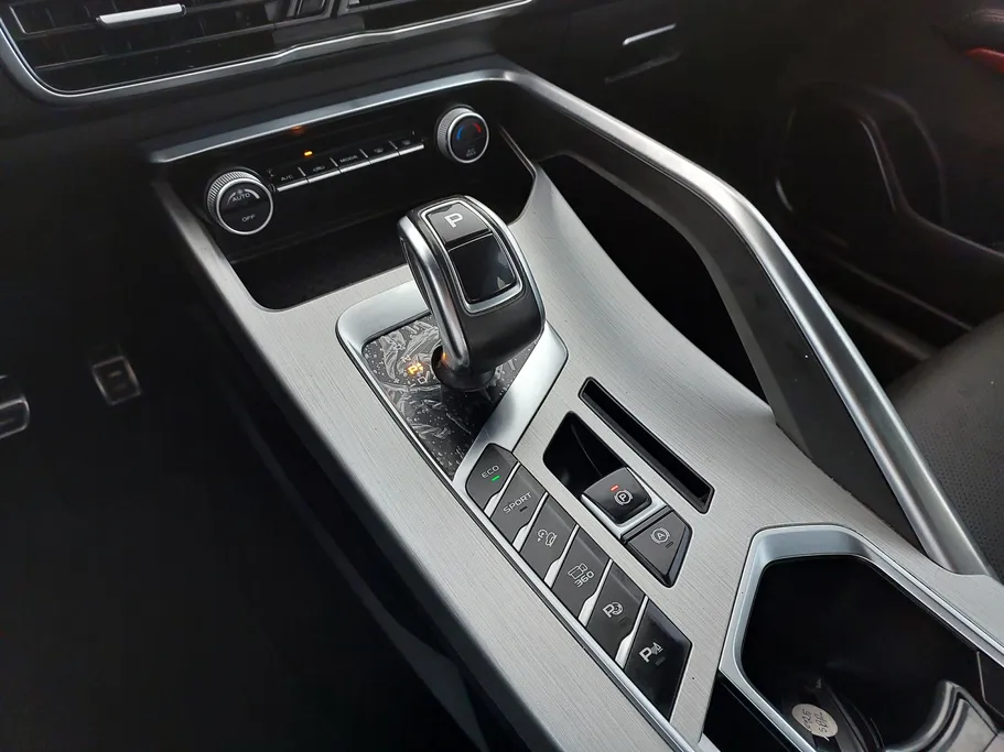 2022 Geely Coolray Luxury GF 