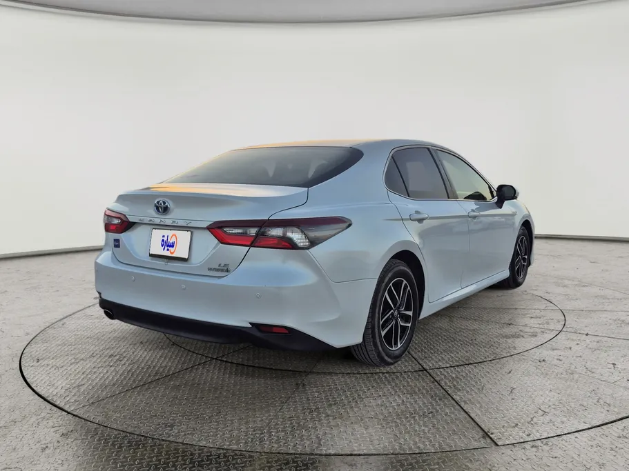 2022 Toyota Camry  LE HEV 