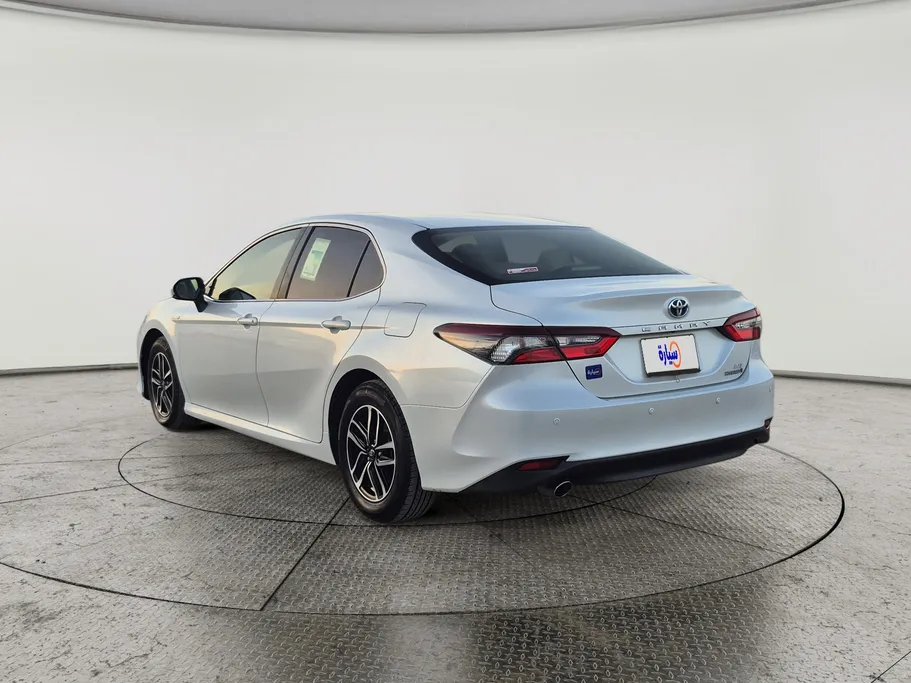 2022 Toyota Camry  LE HEV 