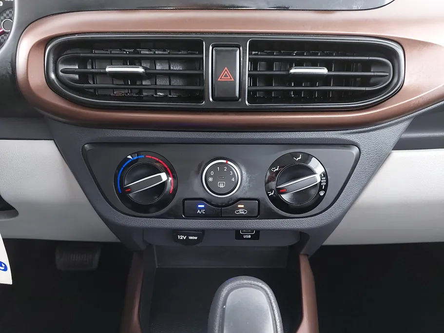 هيونداي Grand i10 فلييت 2023 