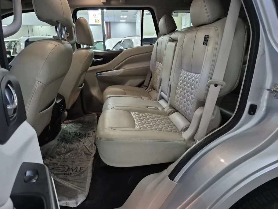 2022 Nissan Xterra Platinum 