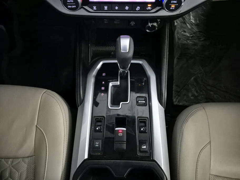 2022 Nissan Xterra Platinum 