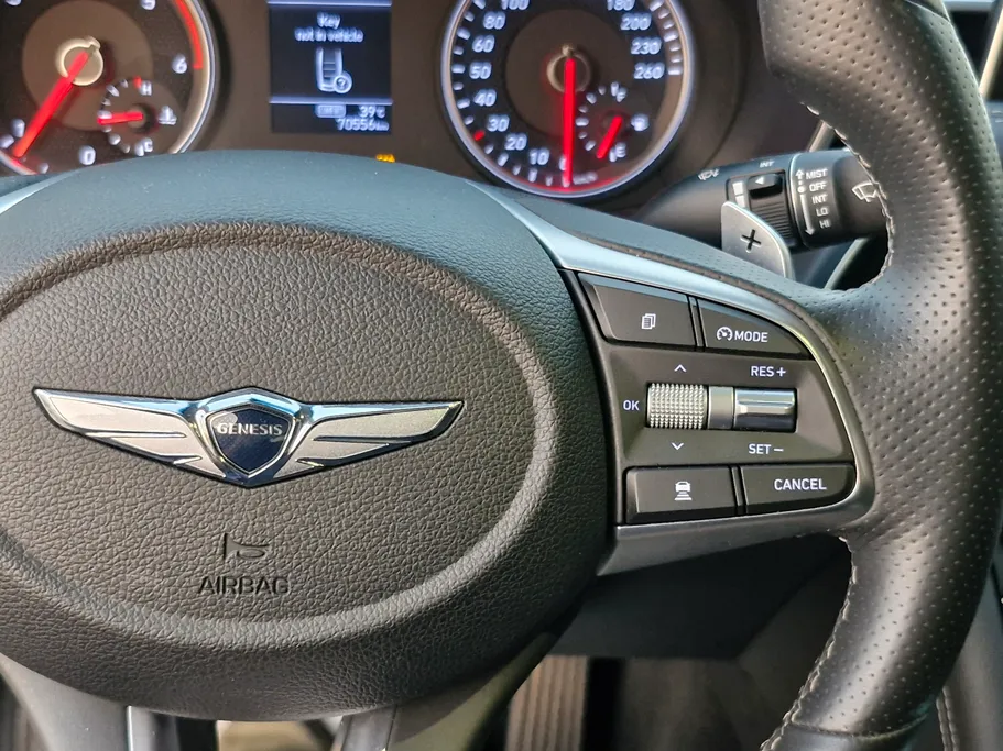 2020 Genesis G70  