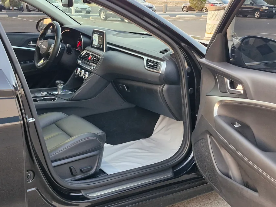 2020 Genesis G70  