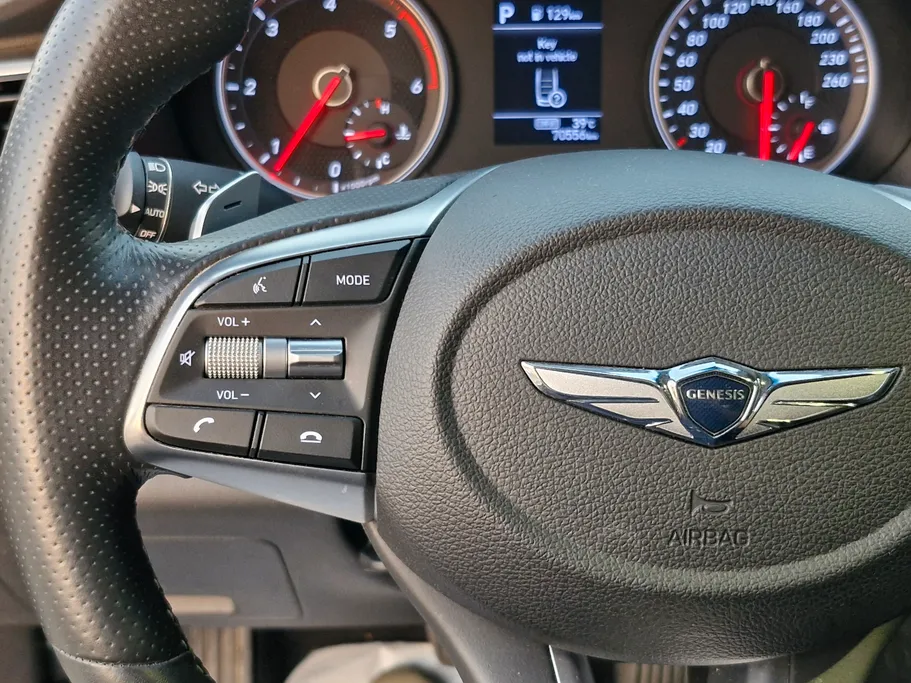 2020 Genesis G70  