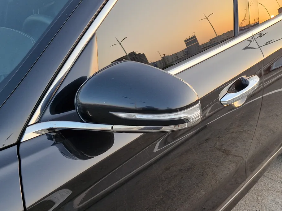2020 Genesis G70  