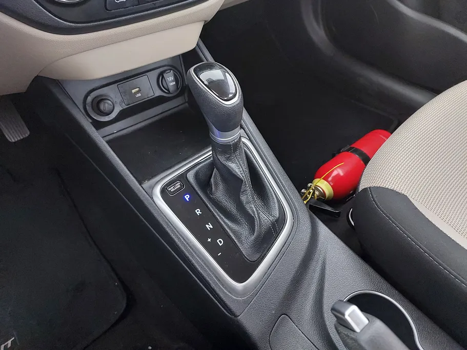 2023 Hyundai Accent Smart 