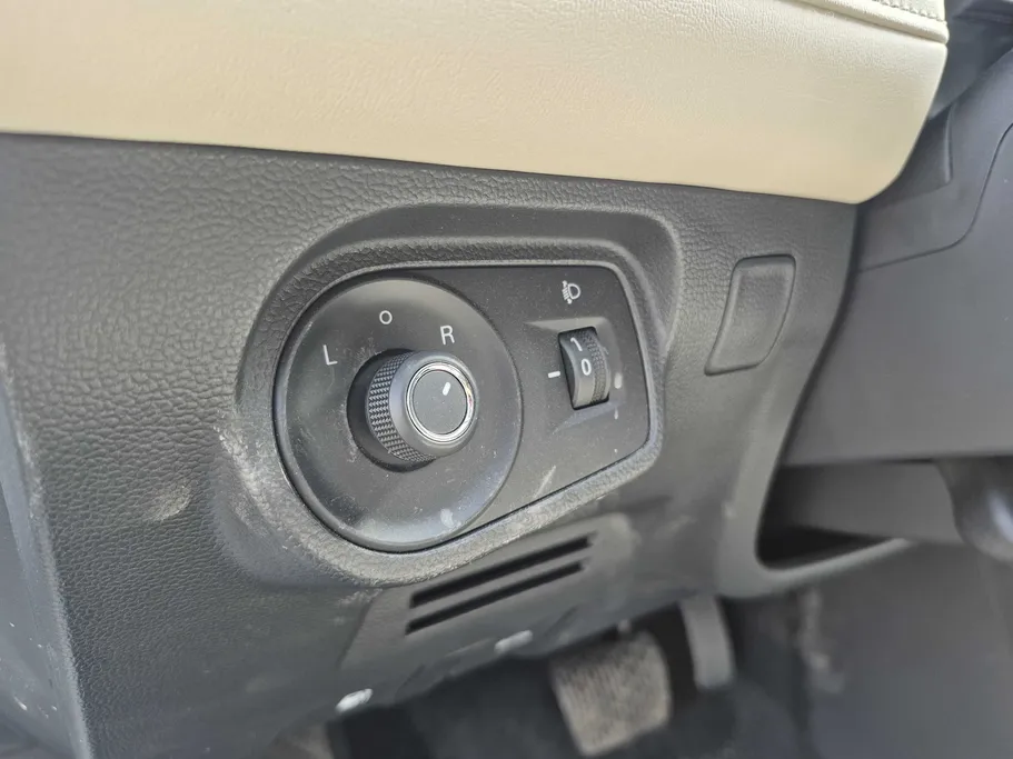 ام جي 5 STD 2025 