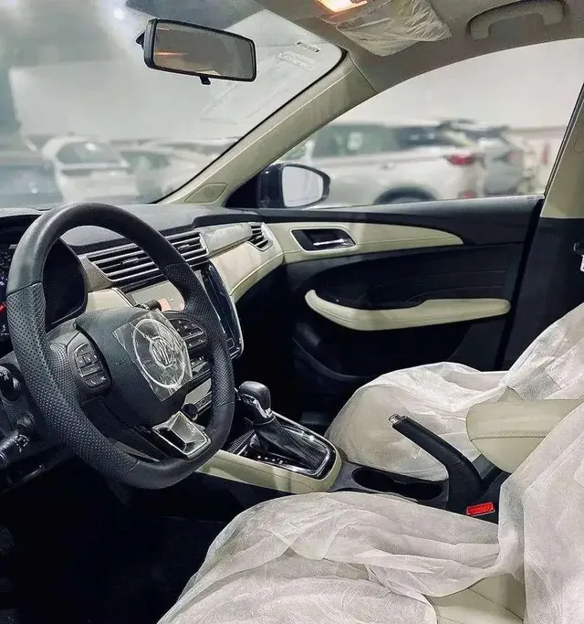 ام جي 5 STD 2025 