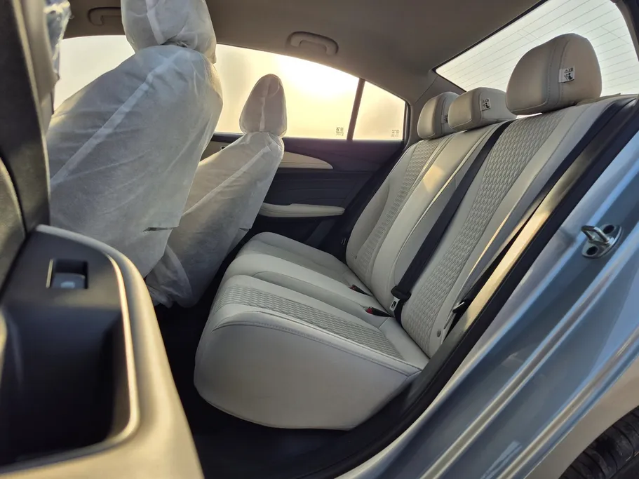 ام جي 5 STD 2025 