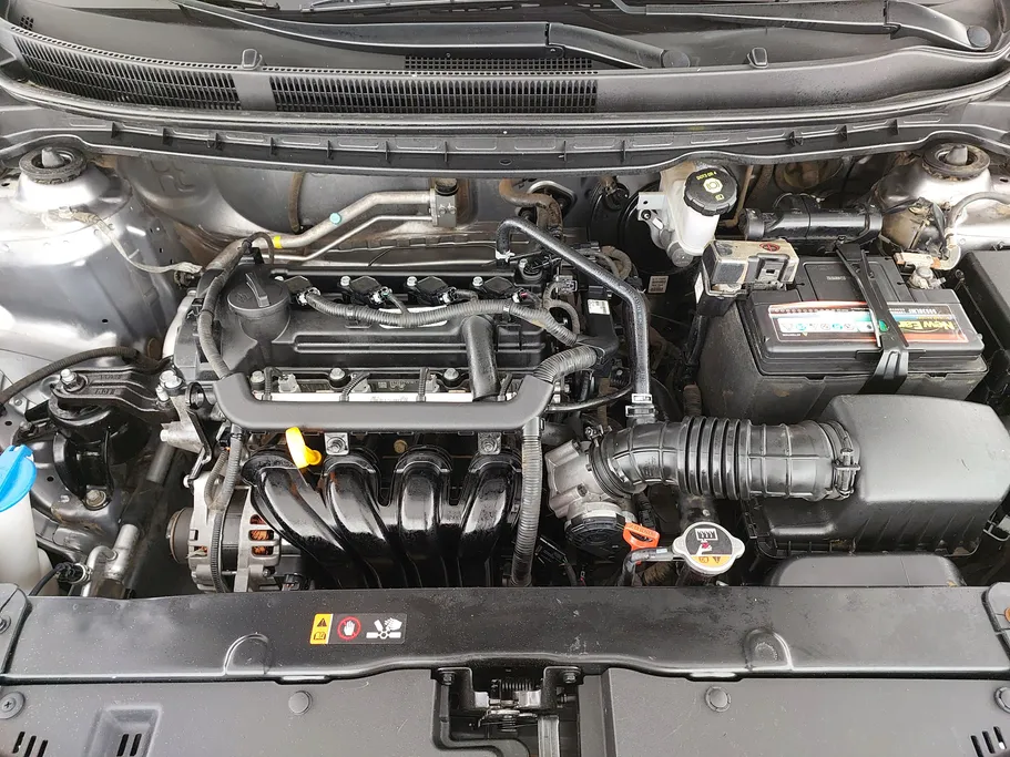 2022 Kia Pegas LX 