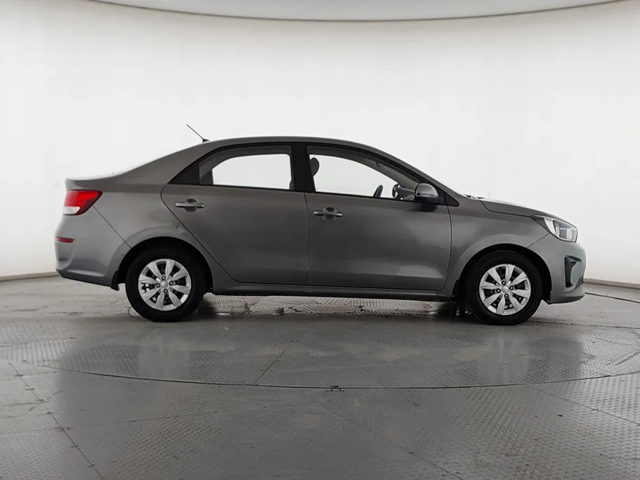 2022 Kia Pegas LX 