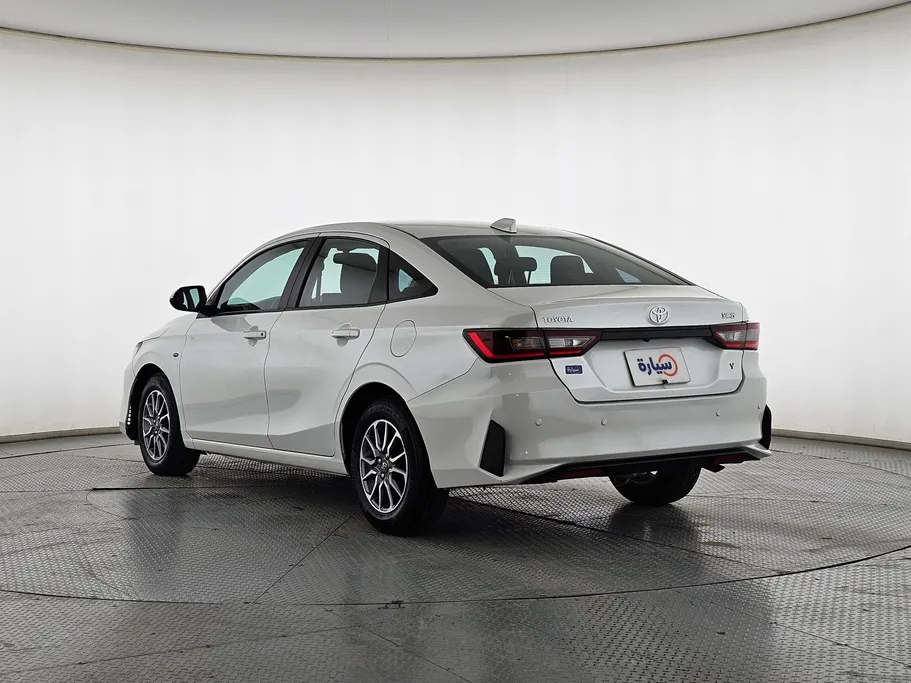 2023 Toyota Yaris  Y 