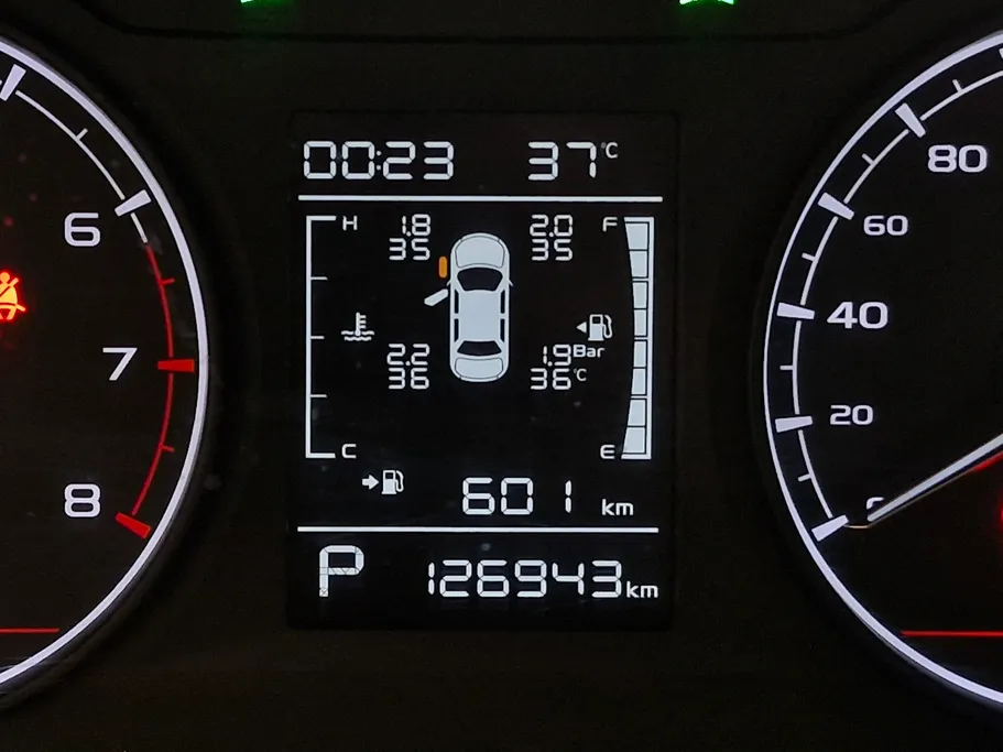 جيلي امجراند GS 2023 