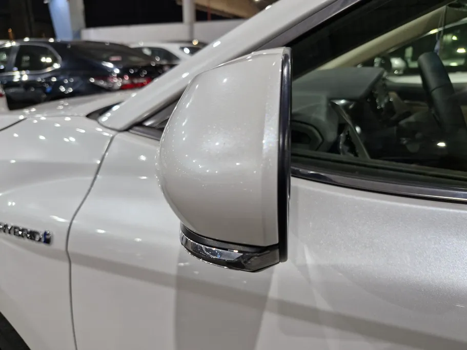 2024 Toyota Camry  GLE HEV  