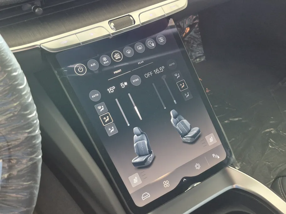 2025 Lucid Air Pure 