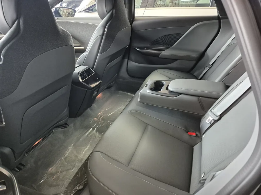 2025 Lucid Air Pure 