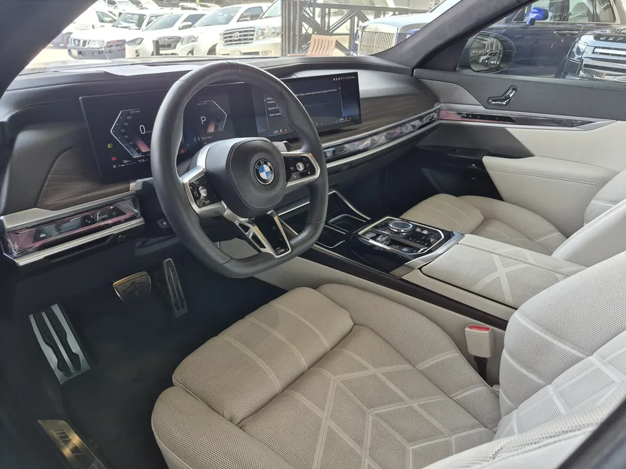 2023 BMW 7 Series 740Li 