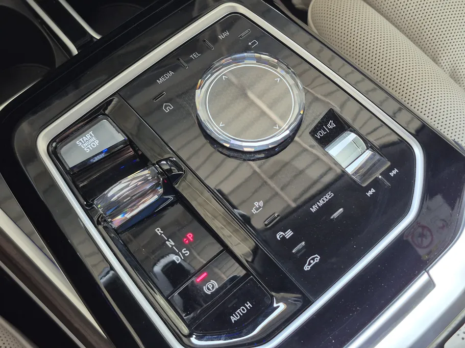 2023 BMW 7 Series 740Li 