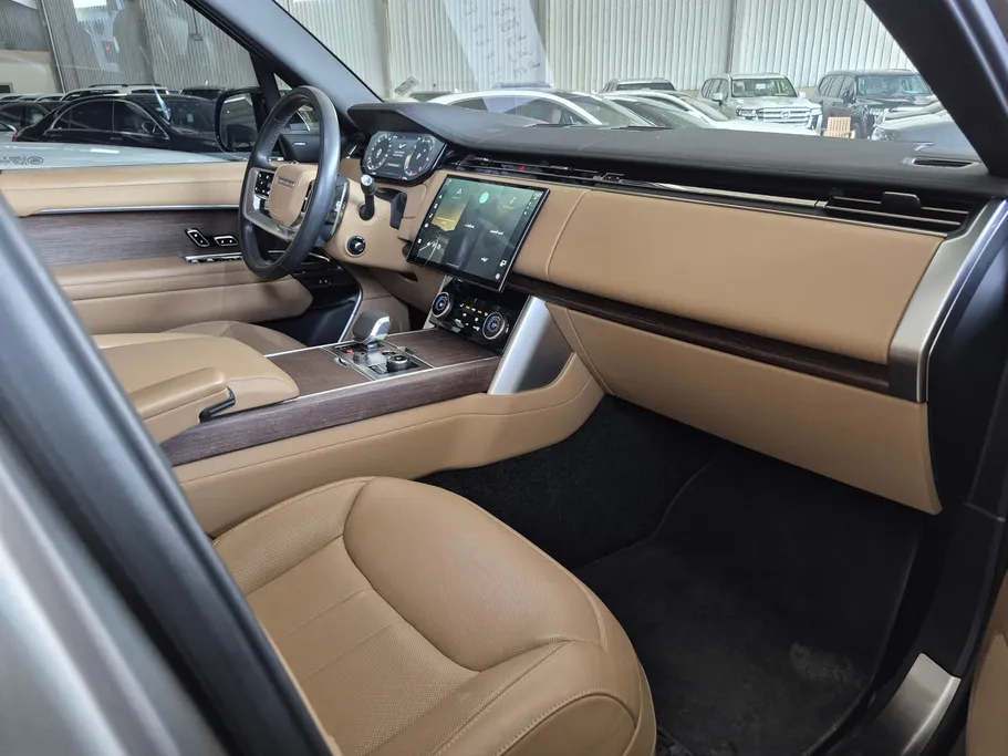 2023 Range Rover Range Rover  SE 