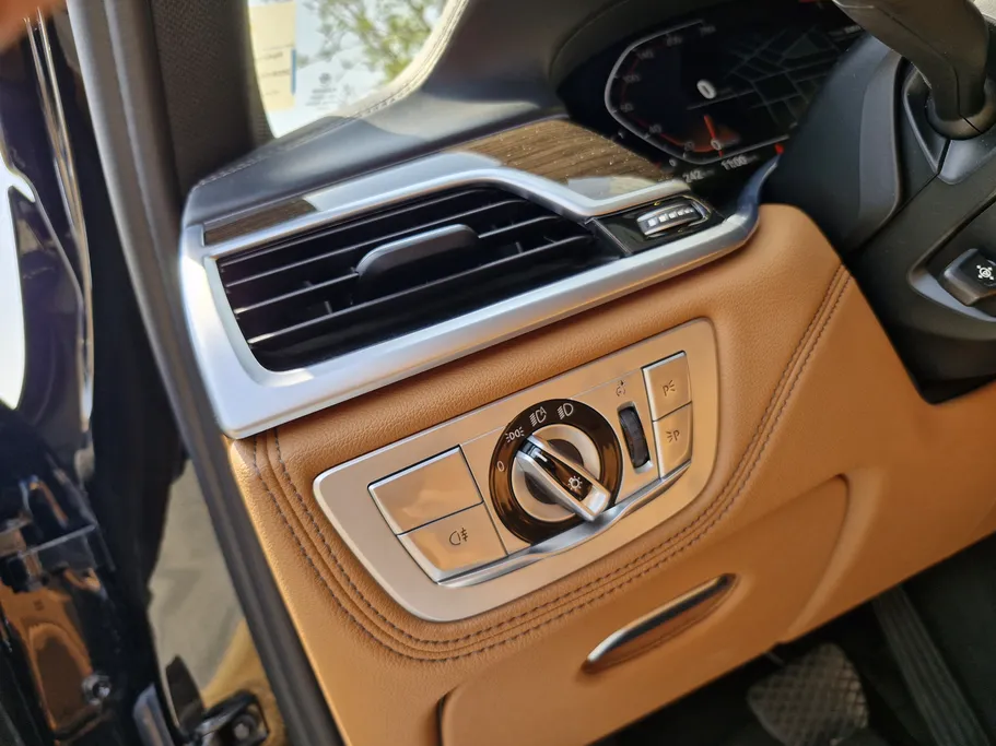 بي ام دبليو الفئة السابعة 730Li 2022 