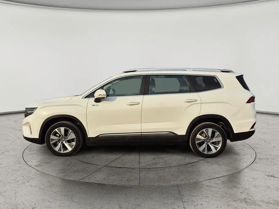 2022 Geely Okavango Full 