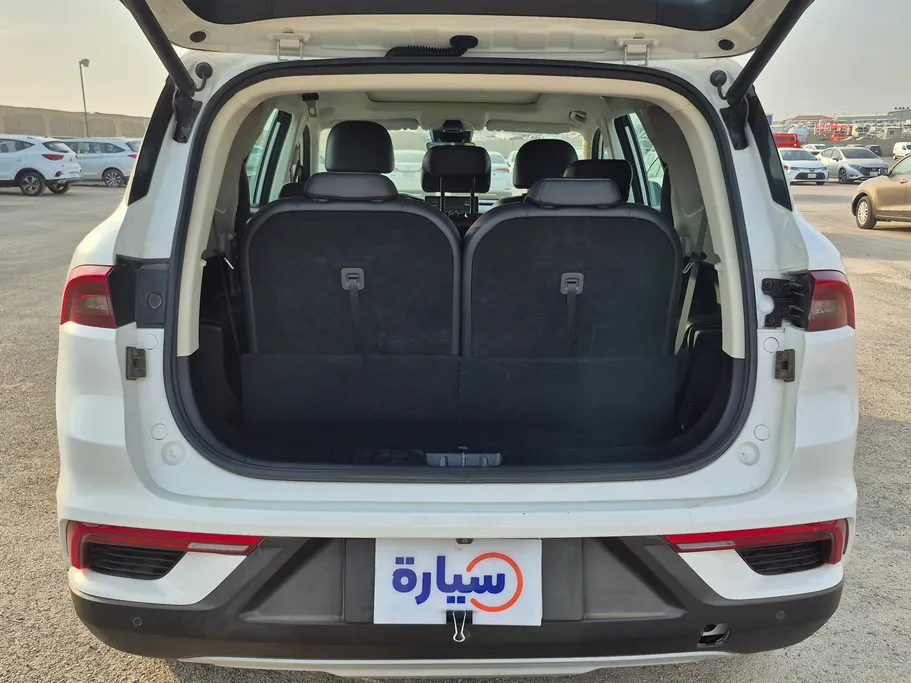 2022 Geely Okavango Full 