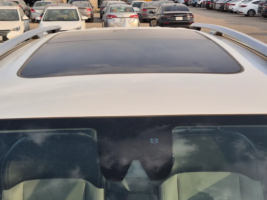 2022 Geely Okavango Full 