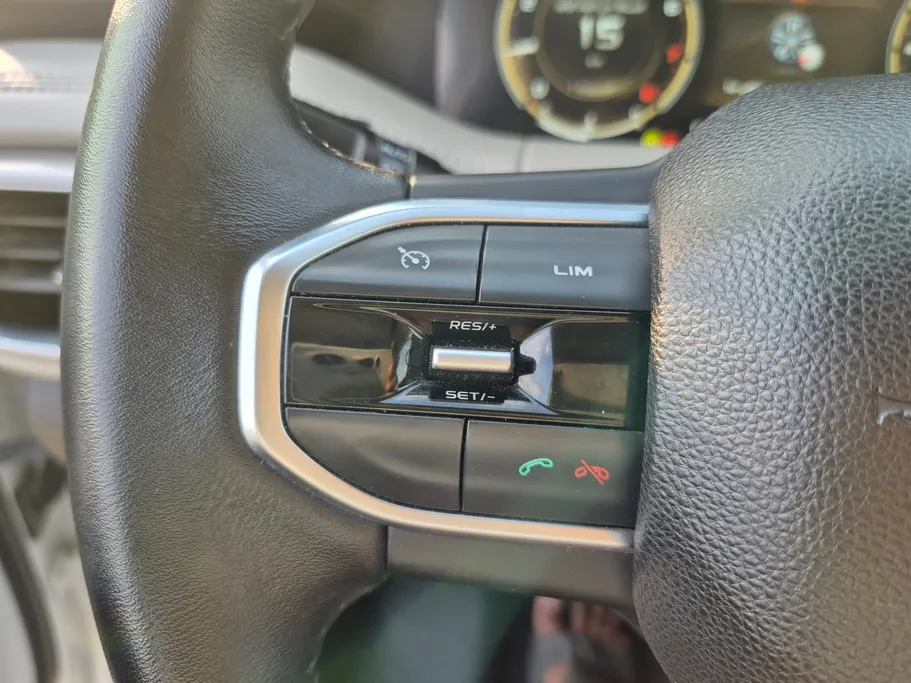 2022 Geely Okavango Full 