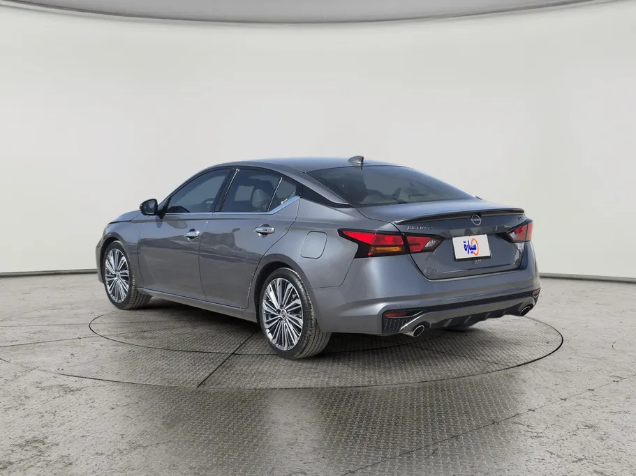 2024 Nissan Altima SL 