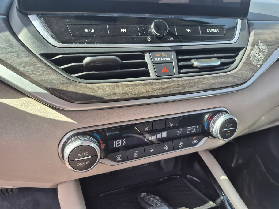 2024 Nissan Altima SL 