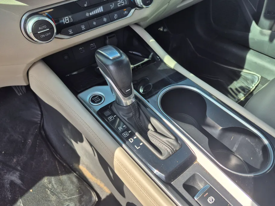 2024 Nissan Altima SL 