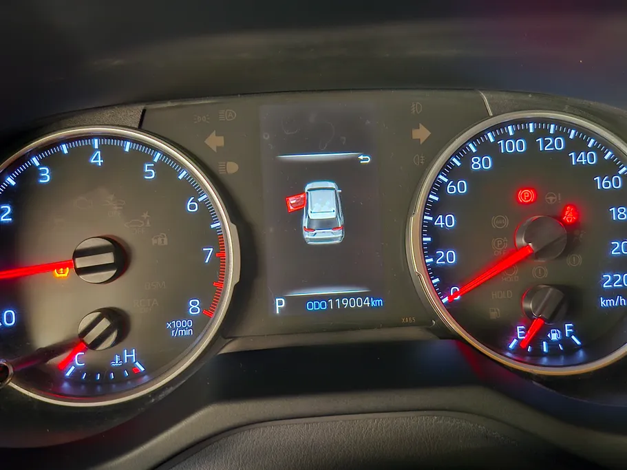 2021 Toyota RAV4 LE 