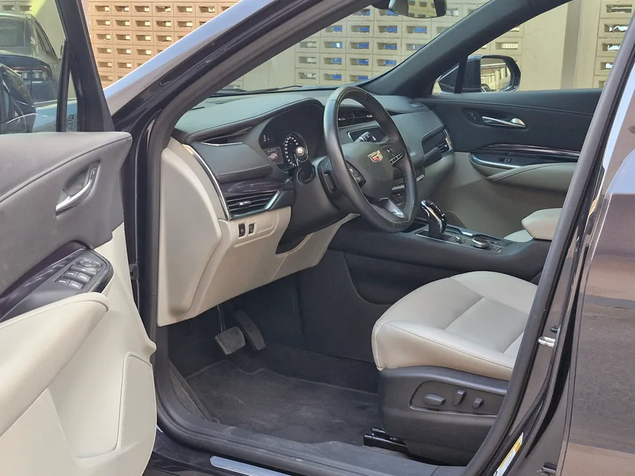 2023 Cadillac XT4  