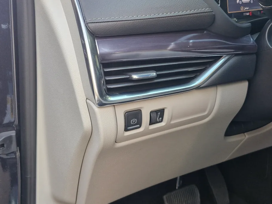 2023 Cadillac XT4  